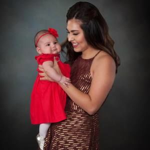 Meet your Posher, Alma